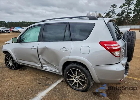 2011 Toyota Rav4 Limited z USA, uszkodzony, nr VIN 2T3YF4DV0BW075746